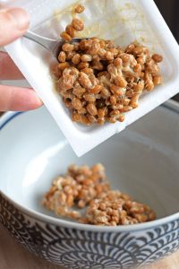 remove sticky natto from styrofoam package