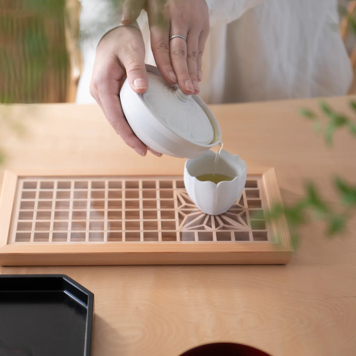 Japanese porcelain tea pot and tea cup
